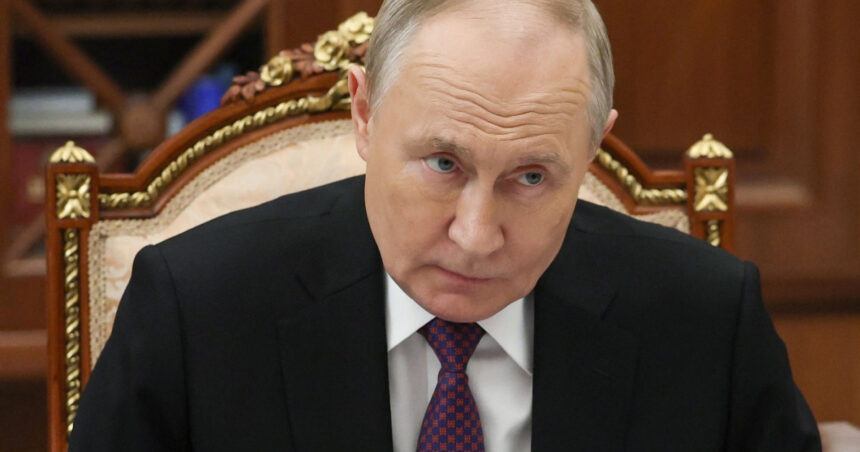 zelenski putin cauta sa si instaleze marioneta la carma ucrainei cum a facut in belarus si georgia intotdeauna procedeaza asa 67a349a59ad74