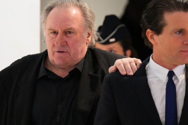 a inceput procesul in care gerard depardieu este acuzat de viol ce pedeapsa risca daca va fi gasit vinovat 67e27ffa17011