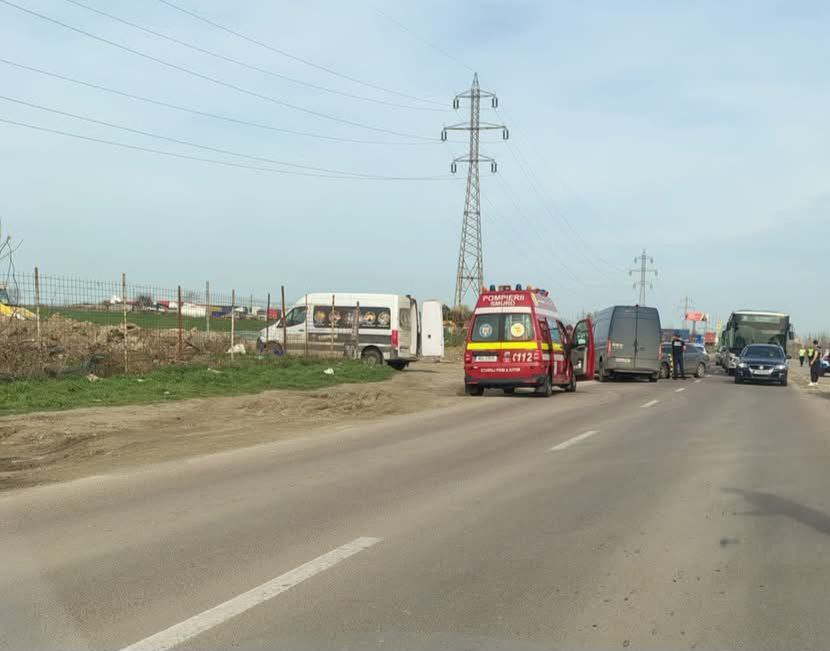 accident rutier la intrarea pe varianta ovidiu in zona leroy merlin 67d5481255316