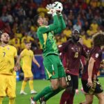 adversarul romaniei de la euro a decis sa se retraga de la nationala dupa revenirea lui courtois mi se pare ciudat 67cda735ce5ed