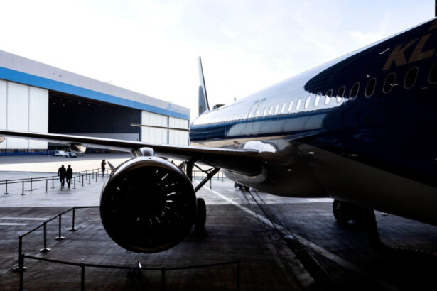 airbus si boeing se pregatesc sa accelereze productia de avioane si testeaza materiale plastice in procesul de fabricatie 67e3b3008fbb9