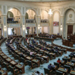 angajatii senatului contesta noul regulament deciziile sunt impuse cu forta fara dialog si fara respect fata de lege 67cacca11ab70