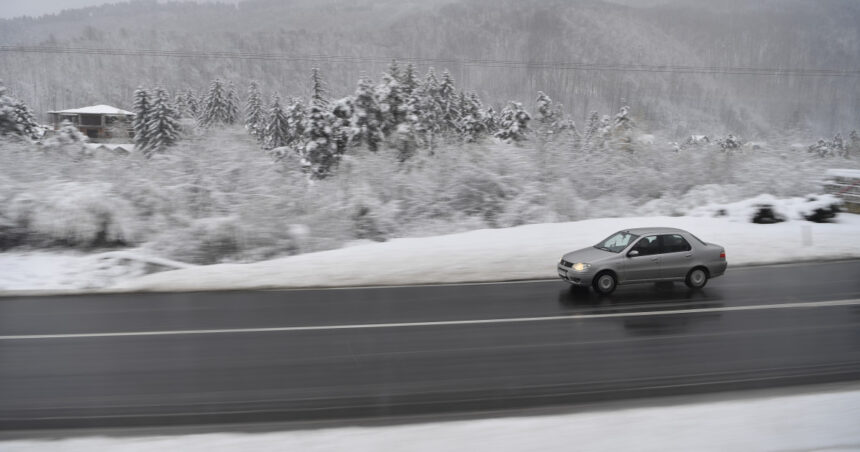 anm a actualizat prognoza meteo vremea se raceste semnificativ va ninge iar gerul va reveni in depresiuni cod galben de vant 67d6aa3357e63