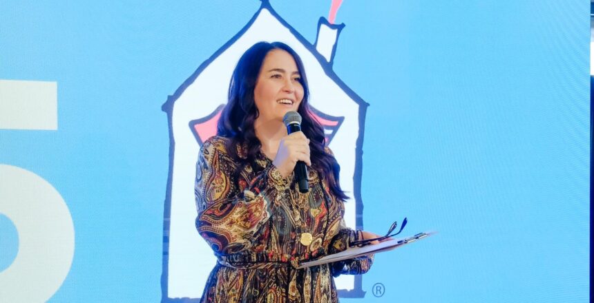 anuntul facut de amalia nastase in ziua in care a implinit 49 de ani e ca si cum ti ai nega parcursul de pana acum 67deb81a555fd