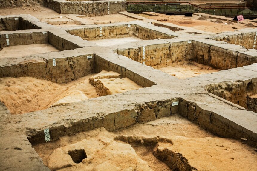 arheologii au descoperit case unice in china vechi de 2 000 de ani 67d939178157b