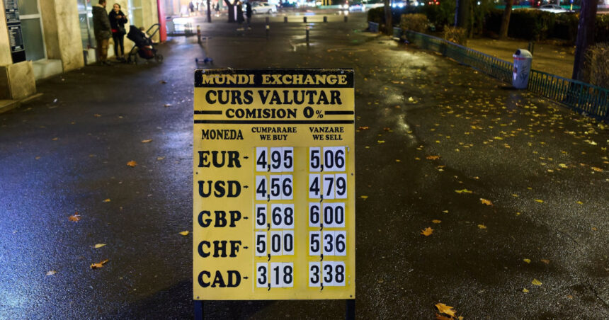 BNR: Leul a scăzut luni față de euro și dolarul american 1 bnr leul s a depreciat luni in raport cu euro si dolarul american 67cee14269721