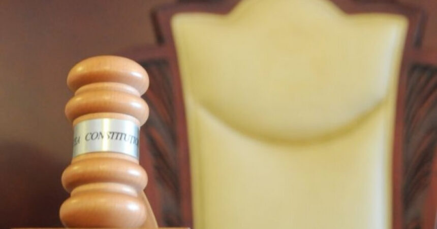 ccr declara neconstitutionala o prevedere din statutul functionarilor publici judecatorii curtii spun ca lasa loc arbitrariului 67e5a529c64b4