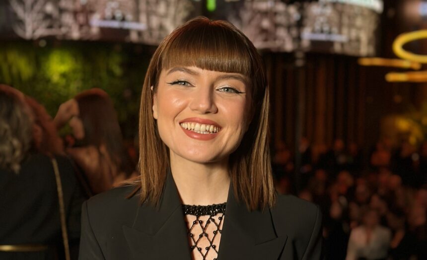 ce interventie estetica vrea sa isi faca alexandra ungureanu rochiile stau pe mine ca pe gard 67e01f06c22cd