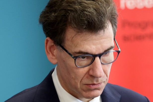 cercetator francez expulzat din sua dupa ce a vorbit despre politica washingtonului in acest domeniu reactia frantei 67db0f205fe3f