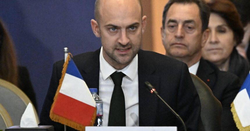 cine ar putea convinge rusia sa revina la masa negocierilor anuntul sefului diplomatiei franceze 67e51184acdba