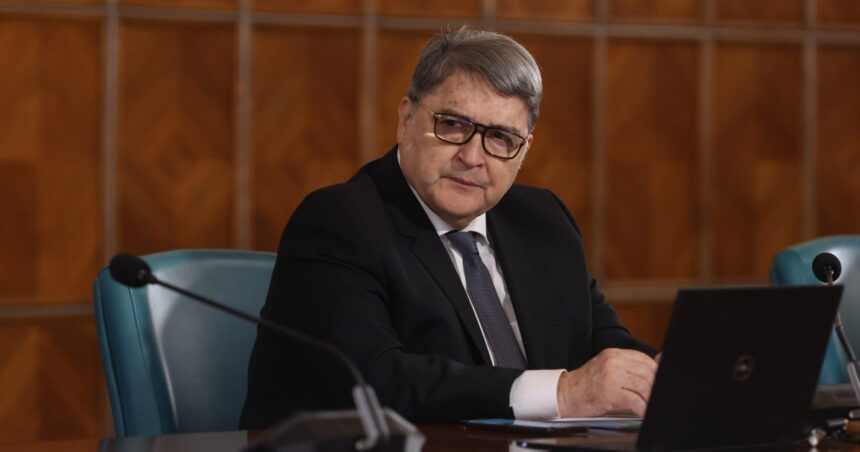 ciolacu si kelemen il critica pe ministrul de externe hurezeanu din cauza relatiei cu sua nu sunt mare fan e diplomat de moda veche 67e3174205598