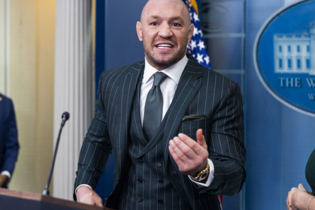 conor mcgregor a mers la casa alba pentru a discuta cu trump despre imigratia ilegala ce se intampla in irlanda este o farsa 67d8727652ad2