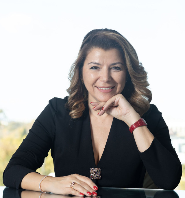 cristina andreea totu director directia imm cec bank vine la profit ro imm editia a v a 67d90e97e8042