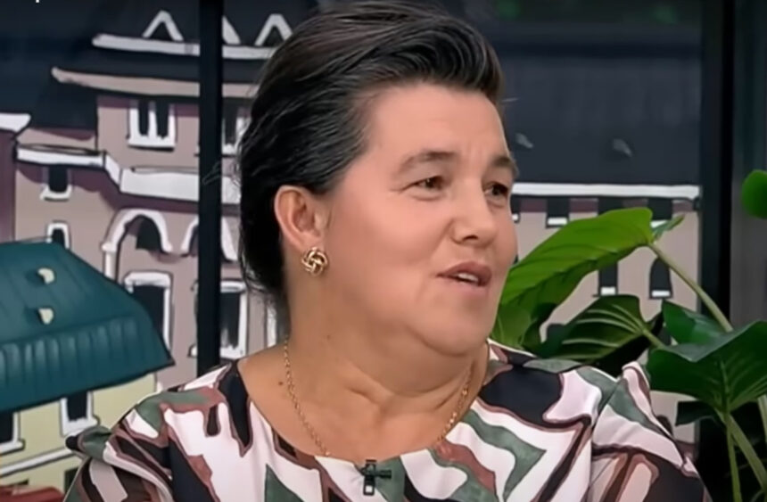 cum a fost surprinsa mama geta de ziua ei a implinit 56 de ani si iata pe cine a avut alaturi te iubim si te pretuim esti eroina noastra 67e3ec881e223