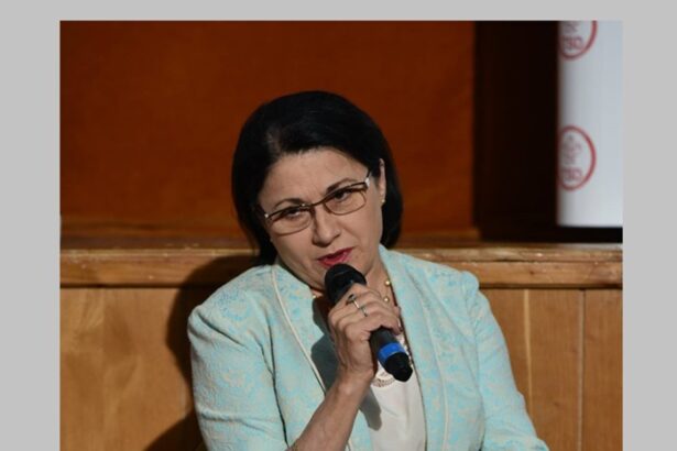 ecaterina andronescu in asteptarea verdictului de la constanta in procesul cu academia oamenilor de stiinta miza procesului este conducerea institutiei 67d6c720bf4d1