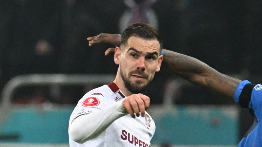 elvir koljic a explicat faza in care fesnic i a aratat cartonasul galben pentru simulare in fcsb rapid am vorbit cu tarnovanu 67d7d7961f250