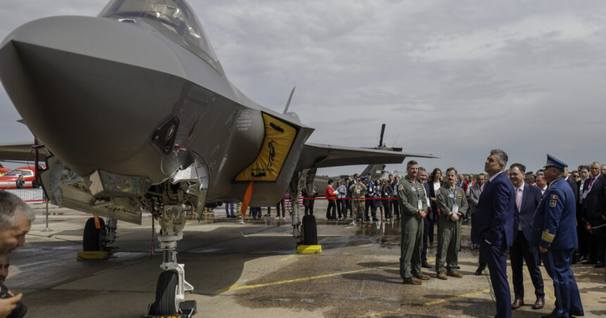 europarlamentar romania trebuie sa obtina cel putin 20 din cele 150 de miliarde de euro credite pentru apararea europeana 67d02cdf089cb