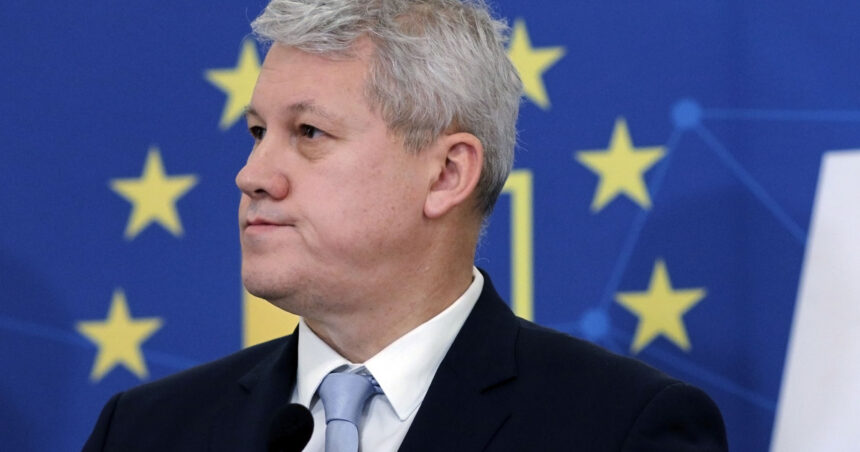 Cătălin Predoiu, reacție la anunțul AUR privind depunerea unei moțiuni simple împotriva sa. Precizări și despre programul Visa Waiver. 1 exclusiv catalin predoiu reactie la anuntul aur ca va depune o motiune simpla impotriva sa precizari si despre programul visa waiver 67e178618b300