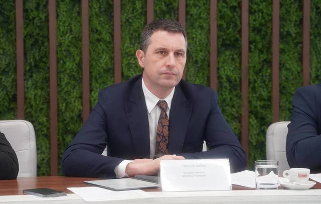 exclusiv finantele pregatesc o noua runda de imprumuturi prin obligatiuni pe pietele externe inainte de alegeri dupa consultari cu investitori japonezi vor fi lansate si noi oligatiuni samurai 67ca8005121c4