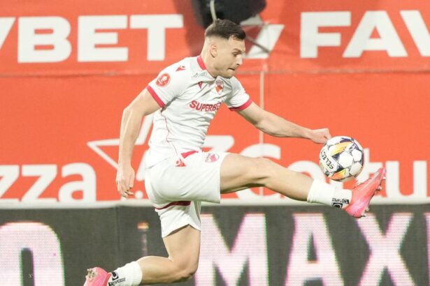 exclusiv fostul director sportiv al lui dinamo a reactionat dupa convocarea lui dennis politic va reusi sa prinda constant lotul 67d574466cd13