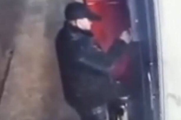 exclusiv noi imagini cu suspectii din cazul barbatului din ilfov torturat pana la moarte au incercat cardul victimei imediat dupa talharie 67e694ad26887