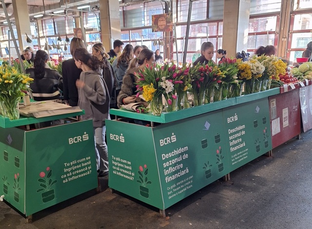 foto bcr s a dus in pietele obor marasti si alexandru cel bun pentru discutii despre bani 67d18c2b23a25