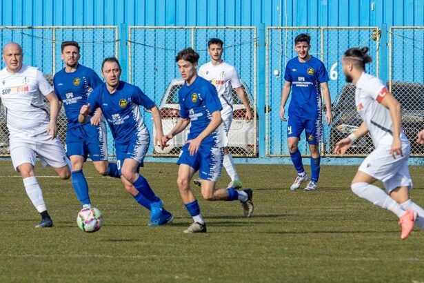 foto si video gasca nebuna renaste liderul din liga 4 bucuresti are victorii pe linie golaveraj 66 2 si titular de 15 ani 67d9453571a2d