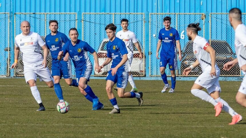 foto si video gasca nebuna renaste liderul din liga 4 bucuresti are victorii pe linie golaveraj 66 2 si titular de 15 ani 67d9453571a2d