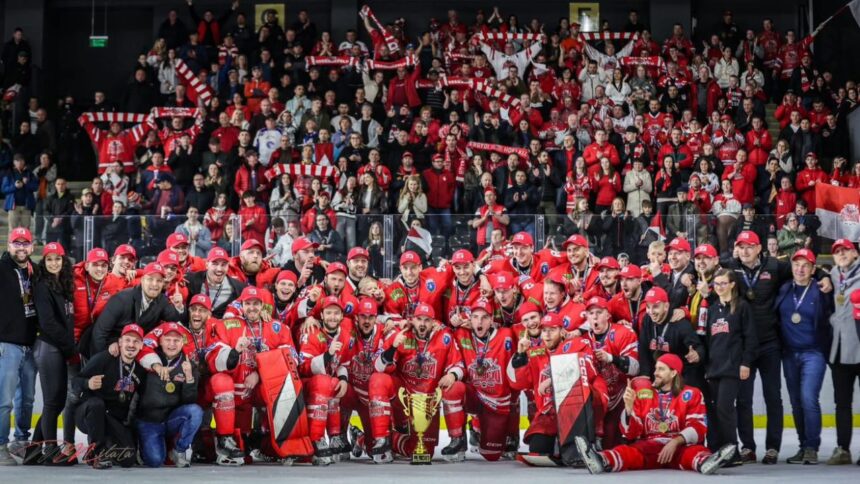 foto si video romania are o noua campioana la hochei primul titlu in istoria de fix 100 de ani a competitiei 67e0fd0ff1119