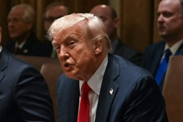 foto trump miscare surprinzatoare ameninta acum rusia cu sanctiuni la scara larga 67cb105be5cb2
