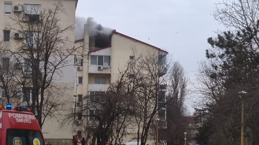 foto video incendiu intr un bloc anl din tomis nord pe strada horea agarici o femeie a lesinat 67c330b393d60