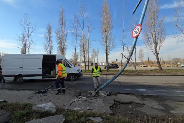 foto video se reface stalpul distrus dupa teribilul accident din mamaia cum arata acum zona impactului 67cfe5ce5c017