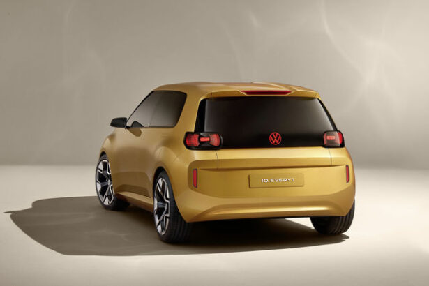 foto vw a dezvaluit conceptul id every1 urmasul lui e up care anunta masina electrica de 20 000 de euro 67c95fbeac125