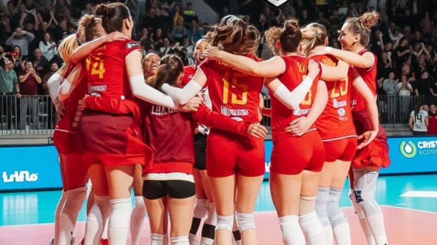 galerie foto cand joaca volei alba blaj finala cev cup a cincea finala de cupa europeana a echipei in ultimii sapte ani 67d3ea4806c03
