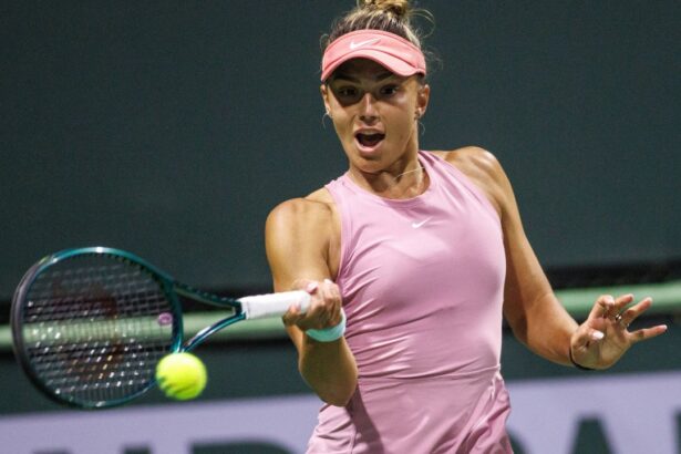 galerie foto jaqueline cristian eliminare cu set castigat in fata numarului 6 wta jasmine paolini cu ce recompensa a parasit competitia 67cfe7b9104ff