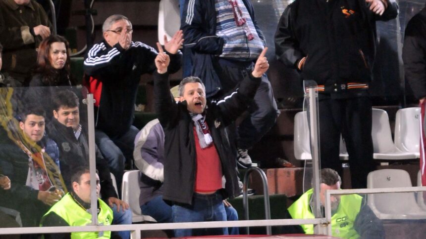 galerie foto marius sumudica implineste 54 de ani poze de colectie declaratii tari nu o sa antrenez niciodata fc star biscuiti 67c6dace9bf02