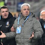 galerie foto sumudica s a imbracat pe placul lui gigi becali cum a aparut pe banca la rapid fcsb 67c4a4e2130a3