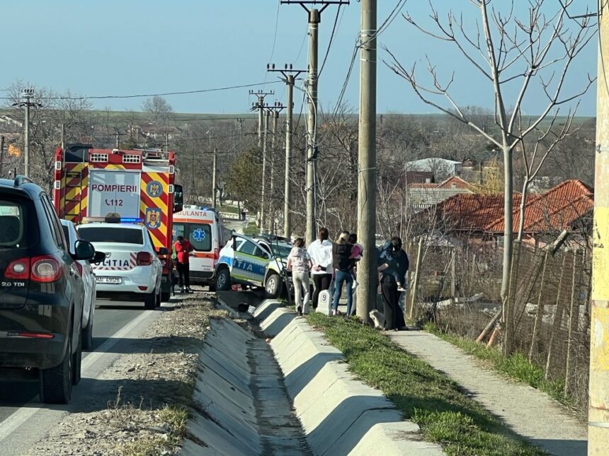 galerie fotovideo accident rutier in sacele o autospeciala de politie a intrat intr un cap de pod 67cdc364c25b9