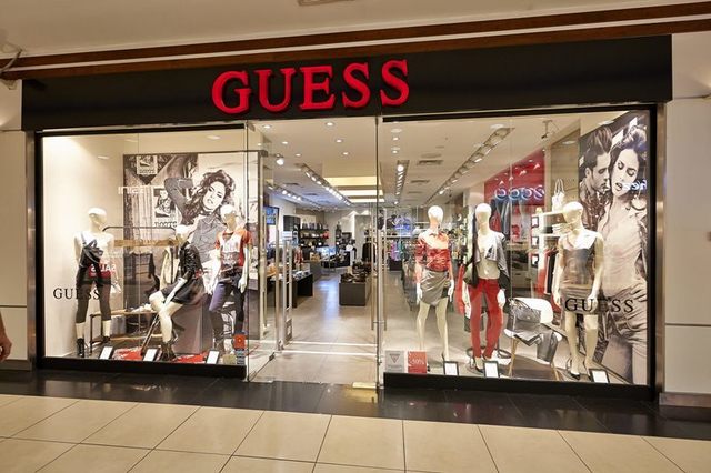 guess unul dintre cei mai mari retaileri de moda din lume dar lovit de covid oferta neasteptata de preluare din partea proprietarului toys r us 67e1f1a870bd7