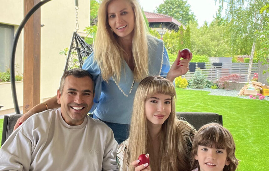 imagini din gradina andreei banica unde anul trecut avea gaini a apelat la ajutorul specialistilor sa omoram buruienile sa vedem ce plante am pierdut 67e3cced2fe01