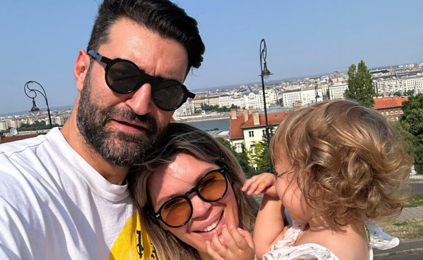 imagini nevazute pana acum cu fetita lui smiley si a ginei pistol josephine a implinit 4 ani sa nu ti se vada chipul ca sa ma mai certe cate o cucoana 67ce98c314f53