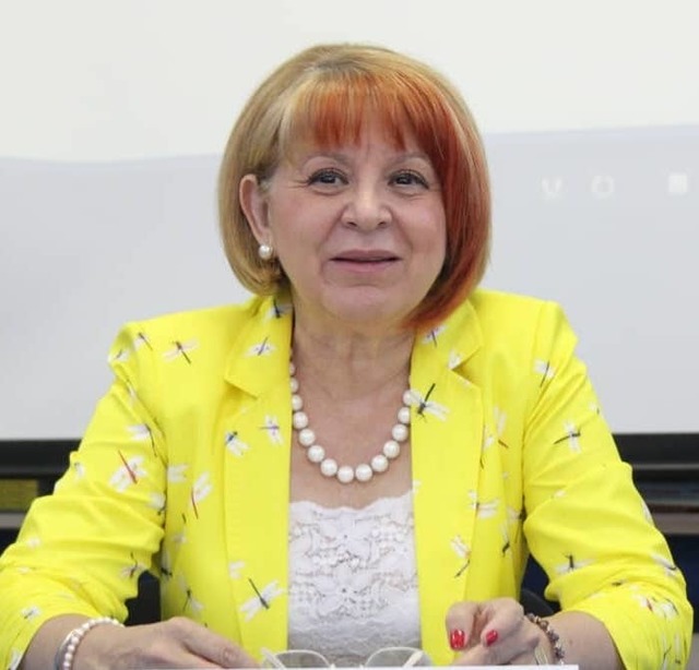 ioana bianchi director de relatii externe asociatia romana a producatorilor internationali de medicamente arpim vine la profit health forum editia a xv a 67dcfc0fdad53