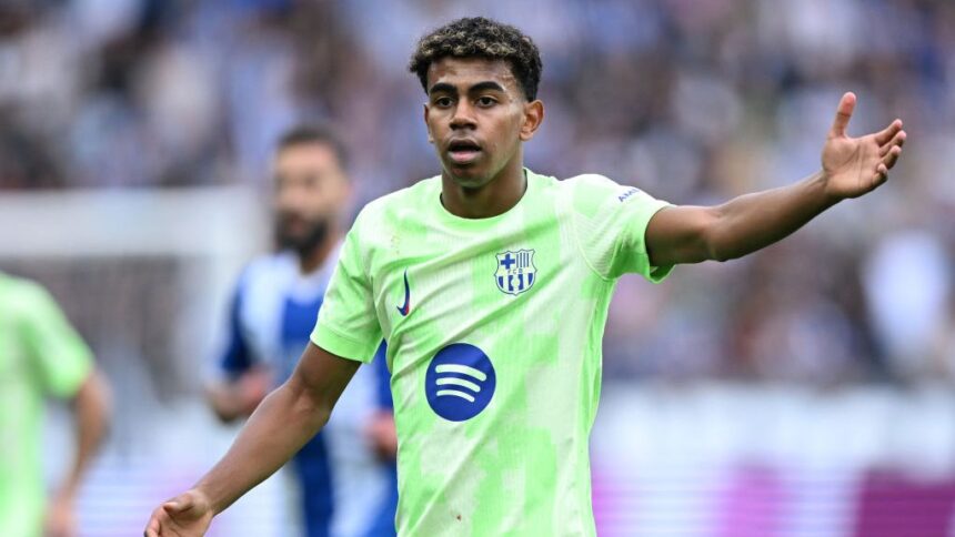 lamine yamal semneaza anuntul facut de agentul sau 67c83349b7e9c