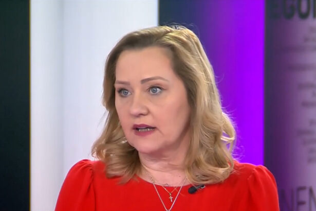 lasconi nu ma voi retrage din cursa pentru prezidentiale desi toata lumea asteapta cu ce va incurc sunt eu un pericol 67dc2335ce8b4