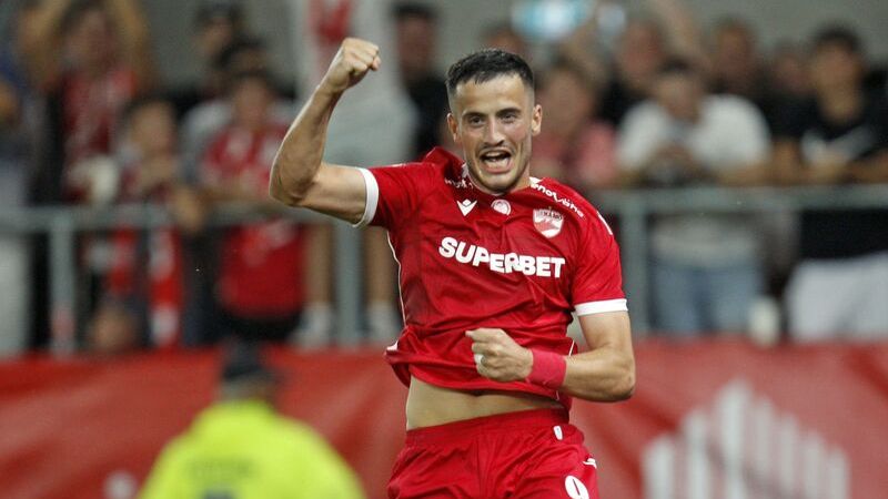 live text dinamo fc hermannstadt de la ora 2000 cainii au primit nu una ci doua vesti groaznice chiar inainte de meci 67c54e22050c9