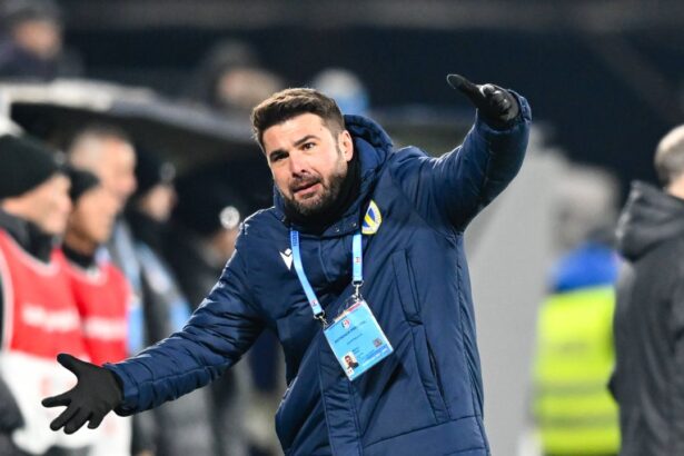 live text petrolul ploiesti sepsi de la 1800 inca un examen pentru adrian mutu 67cbf6930b681