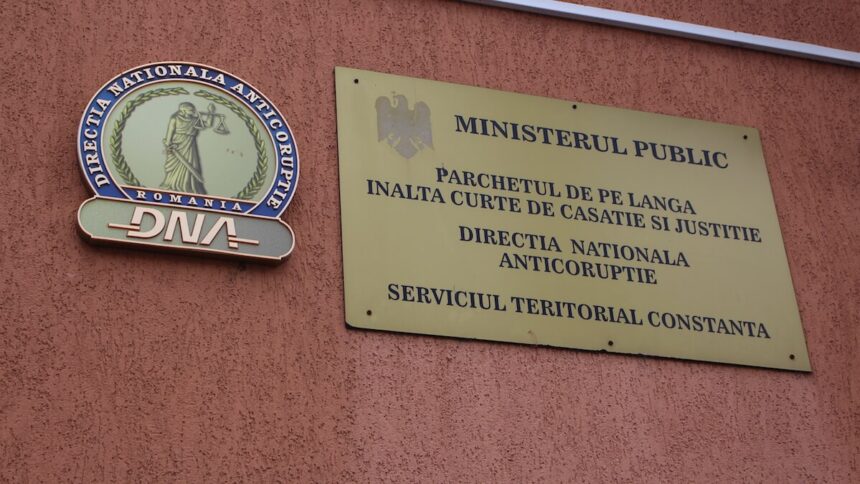 mai multi lucratori vamali au fost trimisi in judecata de procurorii dna 67c6f1117c5c5