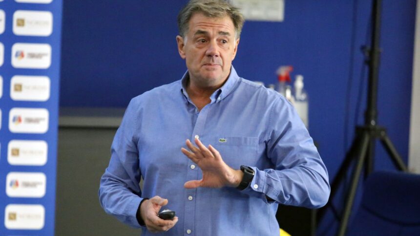 meci de gala pentru kyros vassaras unde l a trimis uefa pe presedintele cca 67cf182041393