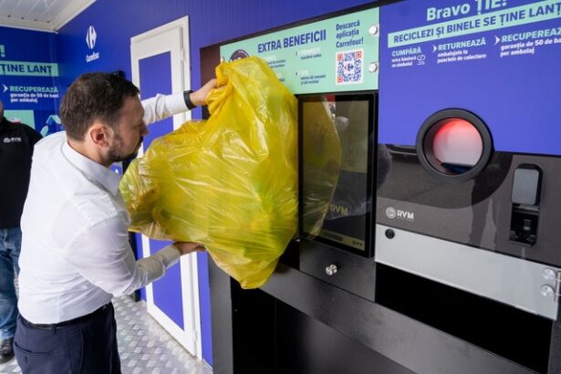ministrul mediului anunta ultimele cifre peste 302 milioane de ambalaje au fost returnate in februarie industria reciclarii a primit o infuzie de mii tone de ambalaje 67c2f64e96acb