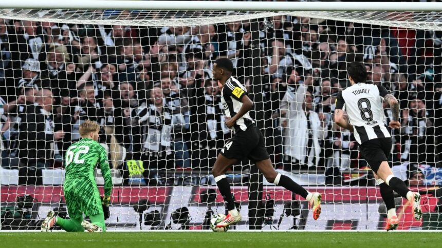 newcastle o bate pe liverpool si castiga primul trofeu dupa 70 de ani 67d71d41c8938